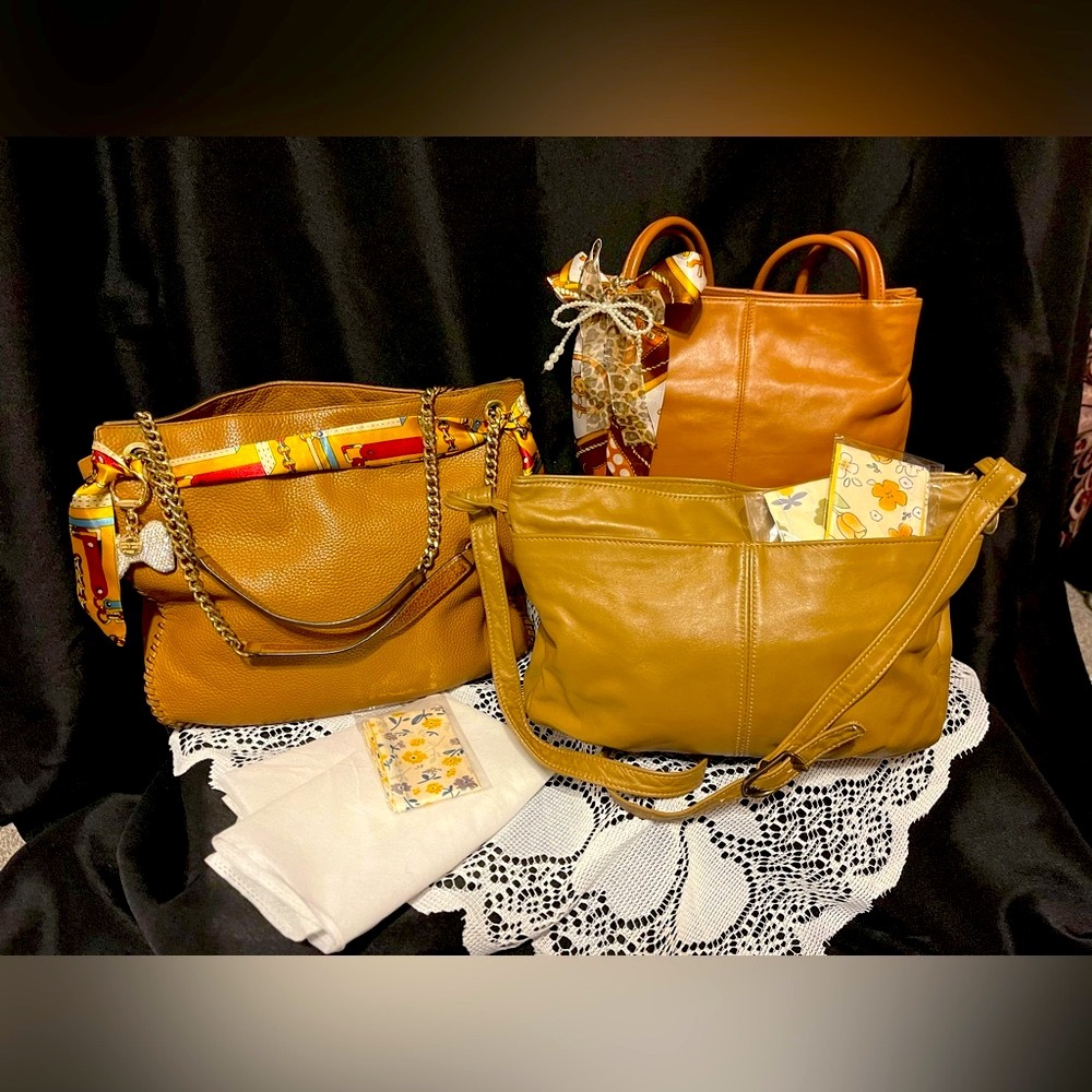 Brown Purse Bundle:
Michael Kors, Stone Mountain, & Unknown Brand - PRICE FIRM -